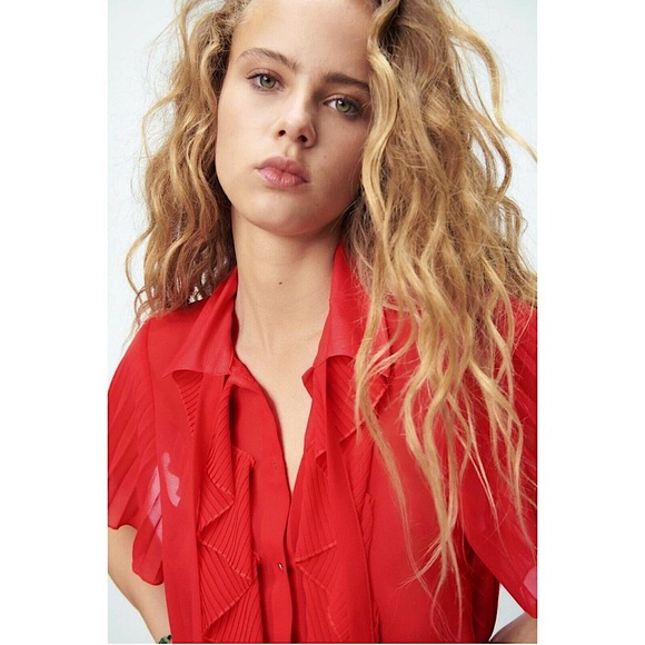 Zara Red Ruffle Blouse - Picture 3 of 14